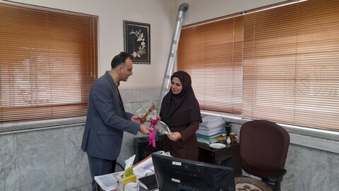 گزارش تصویری | دیدار مدیرکل و روسای شهرستان های تابعه با همکاران بمناسبت ولادت حضرت زهرا(س)