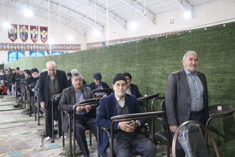 برگزاری میز خدمت و سخنرانی پیش از خطبه‌ها توسط مدیر بهزیستی شهرستان کرج در مصلی نماز جمعه محمدشهر