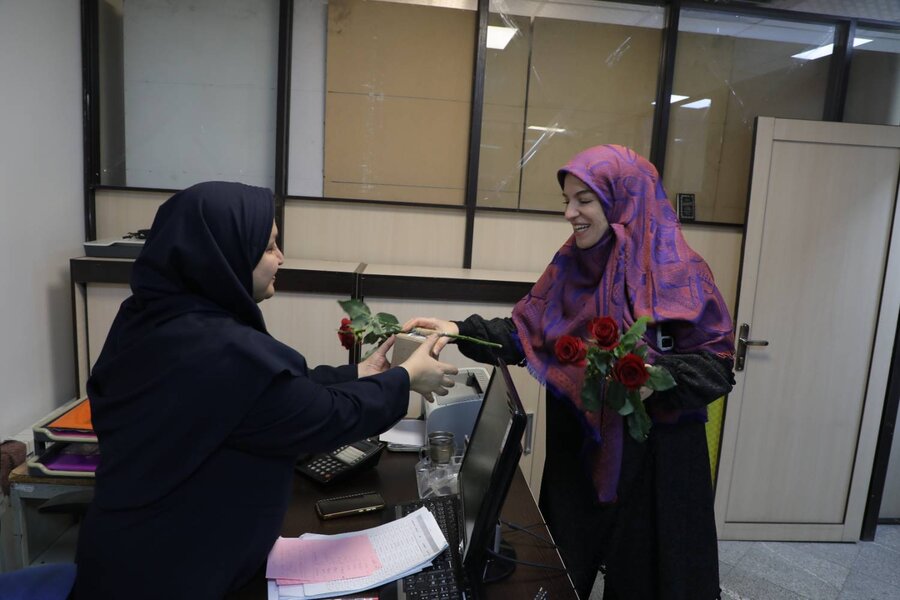 شهرتهران| مدیر بهزیستی در روز میلاد حضرت زهرا (س) از کارکنان تقدیر کرد