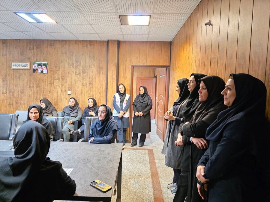 شهر قدس | تجلیل از بانوان اداره به مناسبت روز مادر