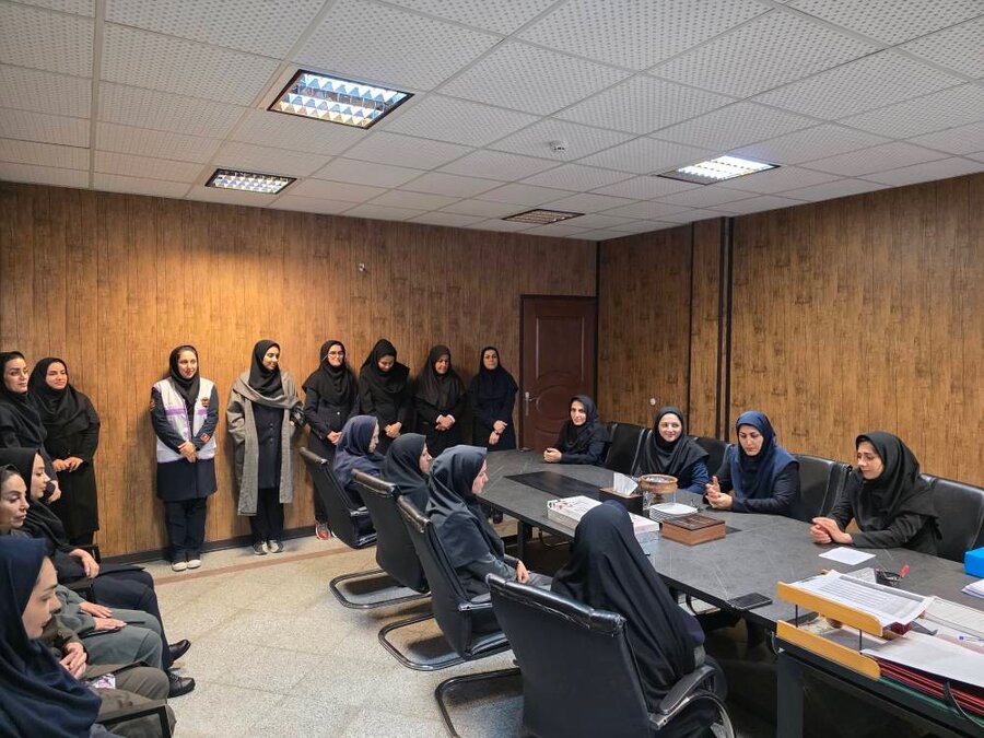 شهر قدس | تجلیل از بانوان اداره به مناسبت روز مادر