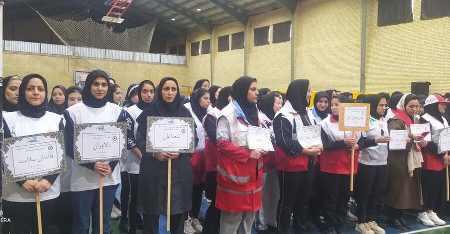 برگزاری مسابقات داژبال دختران و زنان در محلات کم‌برخوردار با رویکرد اجتماع‌محور