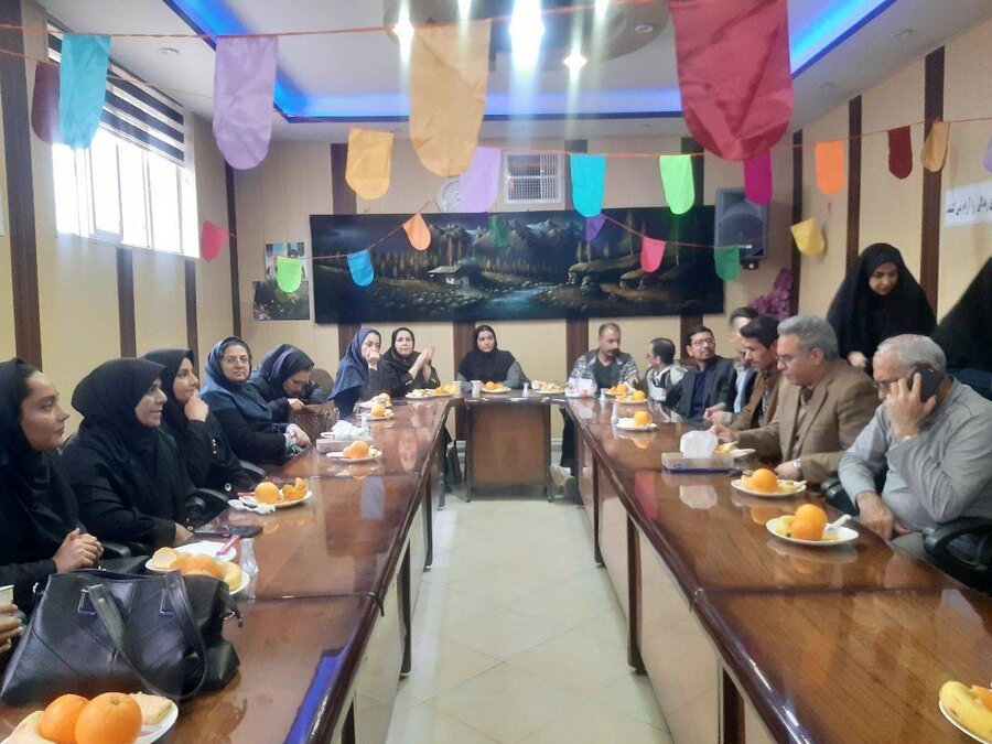 ورامین | مراسم جشن تقدیر  از بانوان شاغل در بهزیستی