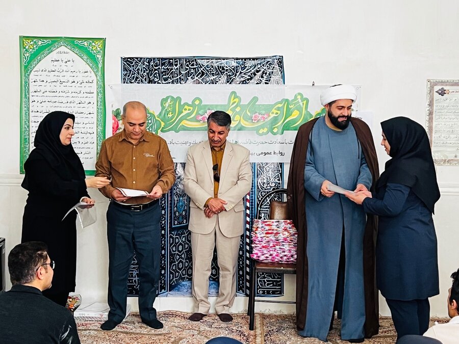 رباط کریم | تجلیل از بانوان اداره به مناسبت ولادت حضرت فاطمه زهرا(س)