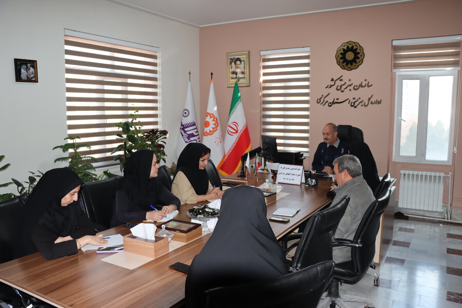 هم‌اندیشی مدیرکل بهزیستی استان با سرپرست و کارکنان معاونت مشارکت‌های مردمی، توسعه ظرفیت‌های اجتماعی و فرهنگی