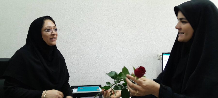 تجلیل از بانوان شاغل در بهزیستی گیلان