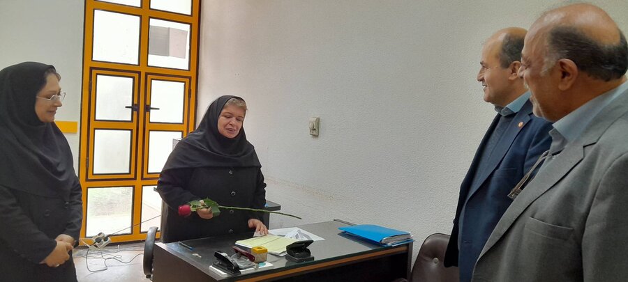 تجلیل از بانوان شاغل در بهزیستی گیلان