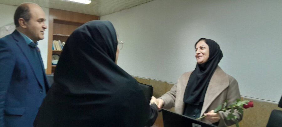 تجلیل از بانوان شاغل در بهزیستی گیلان