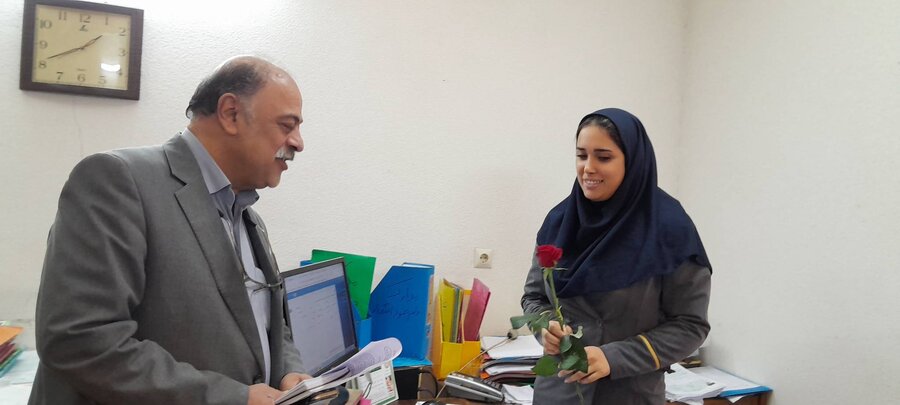 تجلیل از بانوان شاغل در بهزیستی گیلان