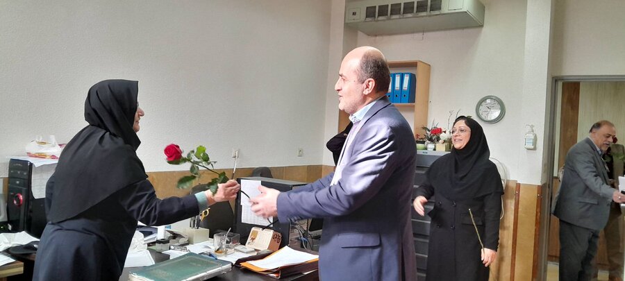 تجلیل از بانوان شاغل در بهزیستی گیلان