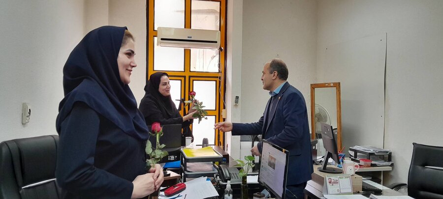 تجلیل از بانوان شاغل در بهزیستی گیلان