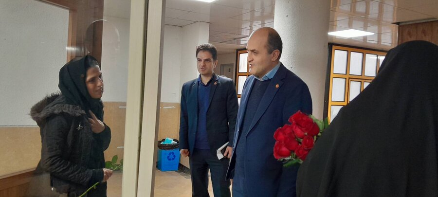 تجلیل از بانوان شاغل در بهزیستی گیلان