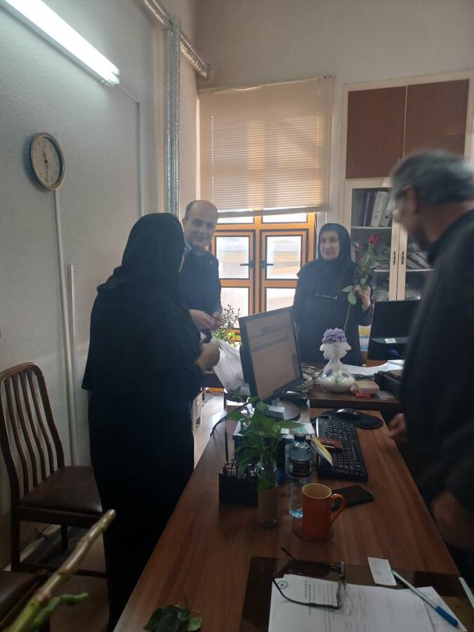 تجلیل از بانوان شاغل در اداره کل بهزیستی گیلان