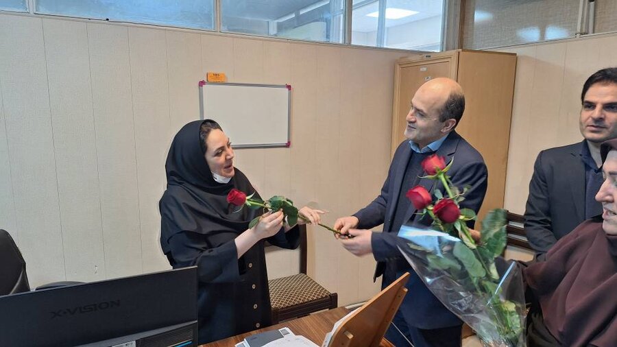 تجلیل از بانوان شاغل در اداره کل بهزیستی گیلان