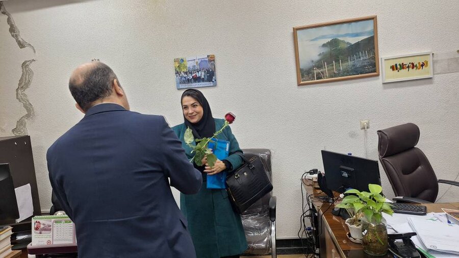 تجلیل از بانوان شاغل در اداره کل بهزیستی گیلان