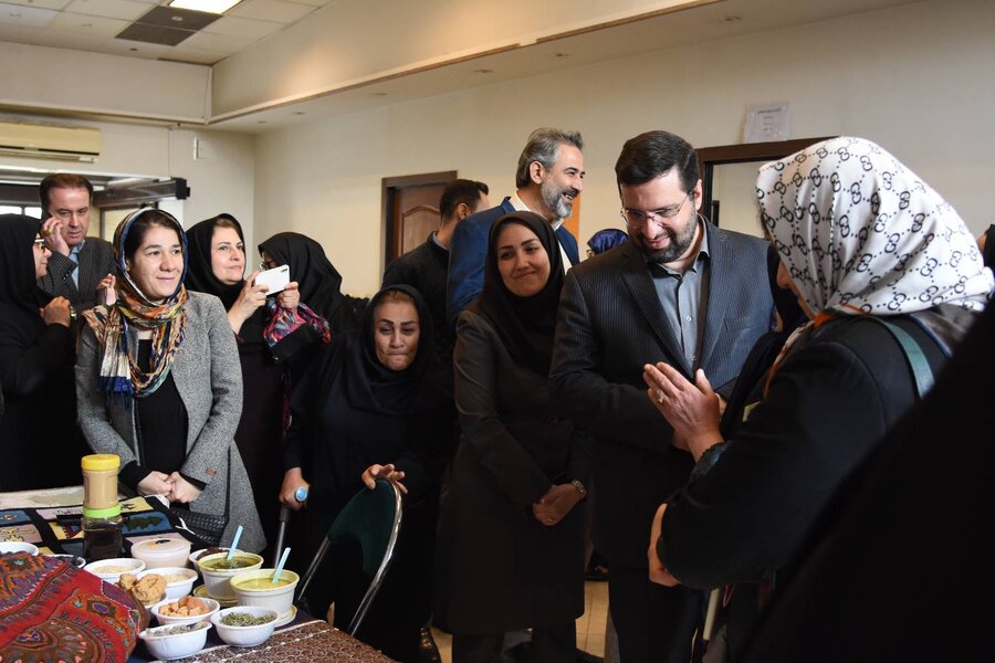 تجلیل از بانوان کارآفرین همیار بهزیستی شمیرانات همزمان با ولادت حضرت فاطمه زهرا (س)