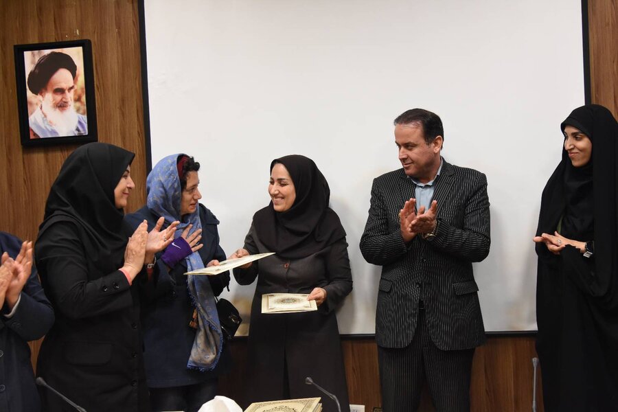 تجلیل از بانوان کارآفرین همیار بهزیستی شمیرانات همزمان با ولادت حضرت فاطمه زهرا (س)