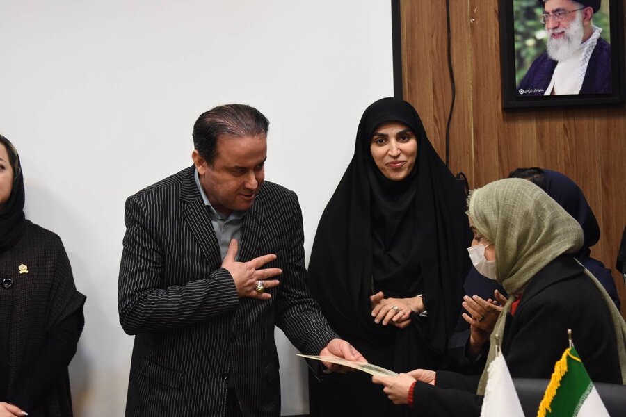 تجلیل از بانوان کارآفرین همیار بهزیستی شمیرانات همزمان با ولادت حضرت فاطمه زهرا (س)