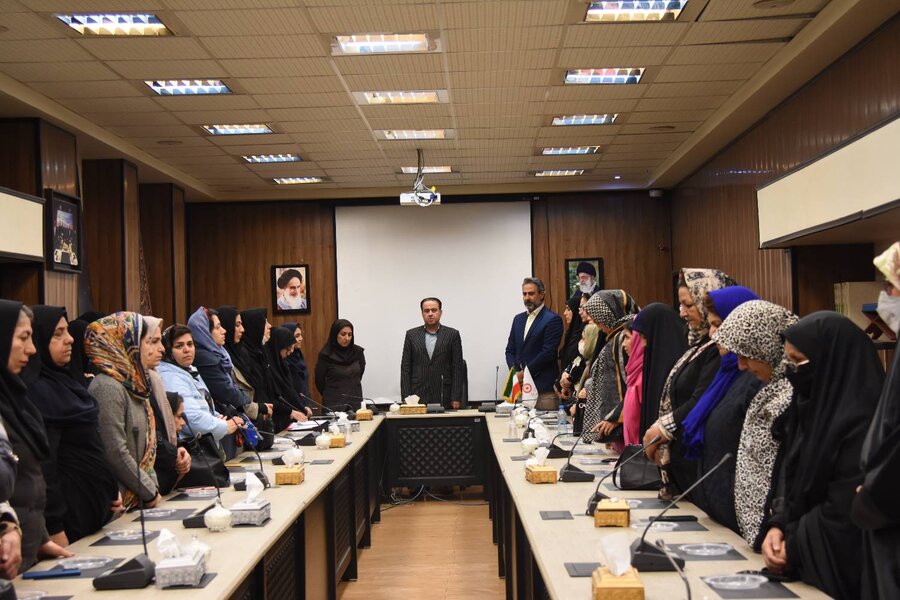 تجلیل از بانوان کارآفرین همیار بهزیستی شمیرانات همزمان با ولادت حضرت فاطمه زهرا (س)