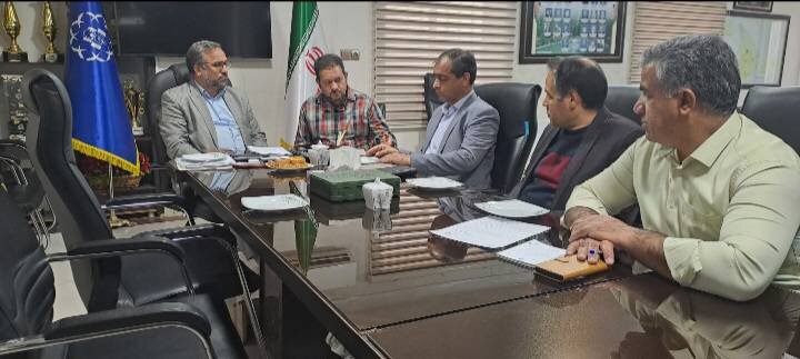 طبس/نشست مشترک بهزیستی و شهرداری طبس برای تسریع در مناسب‌سازی فضاهای شهری