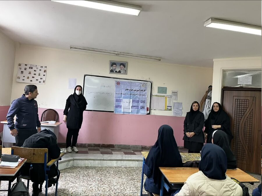 بازدید نظارتی از طرح «خاتم» در تویسرکان: توانمندسازی دختران نوجوان