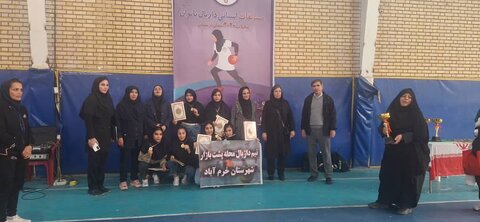 راهیابی تیم داژبال دختران  محله پشت بازار به مسابقات کشوری