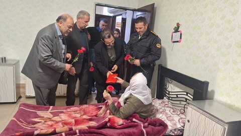 آستانه اشرفیه | برگزاری مراسم گرامیداشت ولادت حضرت فاطمه زهرا (س) و روز مادر در مرکز سالمندان مهر آیین جلالیه