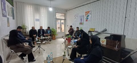 برگزاری مراسم گرامیداشت روز مادر در مرکز مثبت زندگی ۶۶۷۱