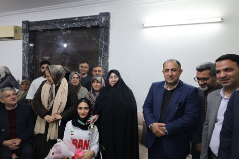 تجلیل سرپرست بهزیستی مازندران از زهرا نصری؛ نماد توانمندی و افتخار بسکتبال با ویلچر دختران