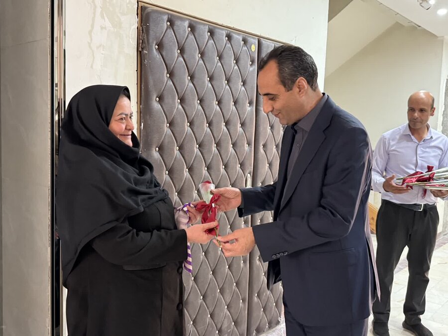 تجلیل از بانوان شاغل بهزیستی به مناسبت روز زن و ولادت حضرت فاطمه زهرا (س)