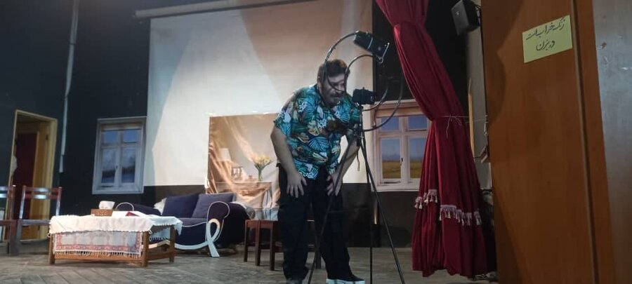 تئاتر معلولین