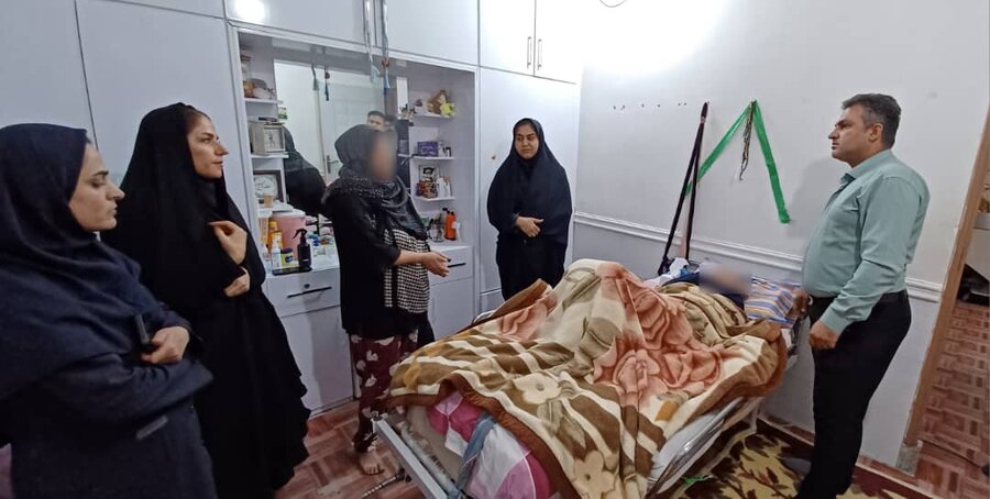 دیلم| دیدار رئیس بهزیستی دیلم با توانخواه تحت پوشش