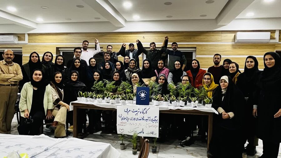 کارگاه تربیت مربی پیشگیری از آسیب‌های اجتماعی نوجوانان در فضای مجازی برگزار شد