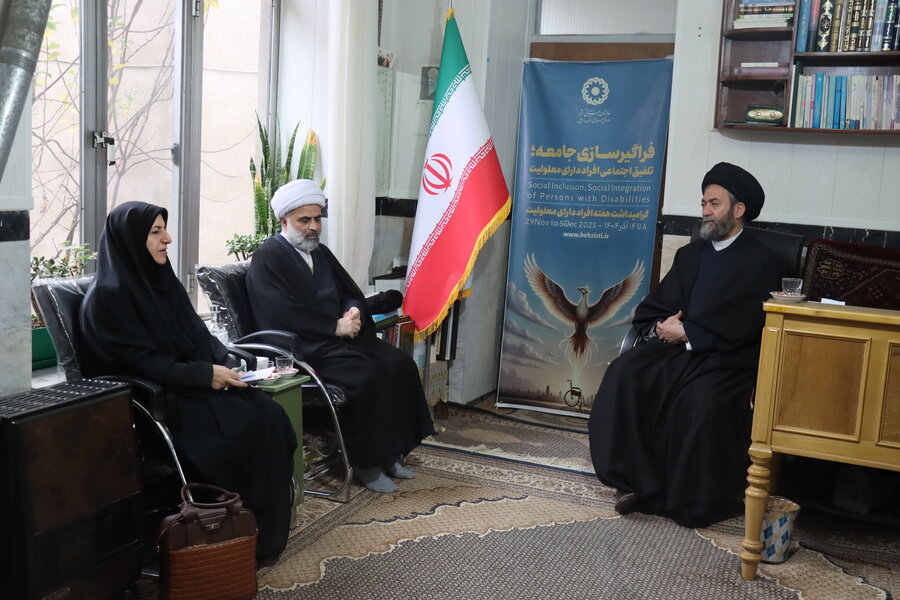 دیدار مدیرکل بهزیستی استان اردبیل با امام‌جمعه اردبیل به مناسبت هفته گرامیداشت افراد دارای معلولیت/ تأکید بر اجرای برنامه‌های تلفیق اجتماعی با محوریت