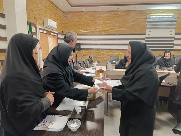 شاهین شهرومیمه| جشن گرامیداشت روز زن برگزار شد