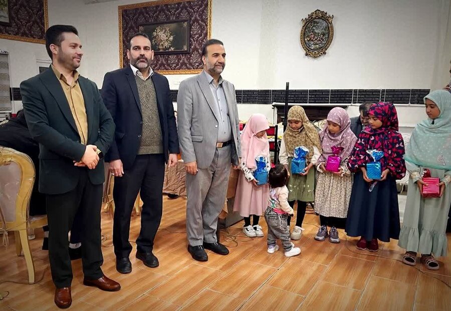 گلپایگان|  شادی مادرانه در شب میلاد حضرت فاطمه الزهرا ( س)