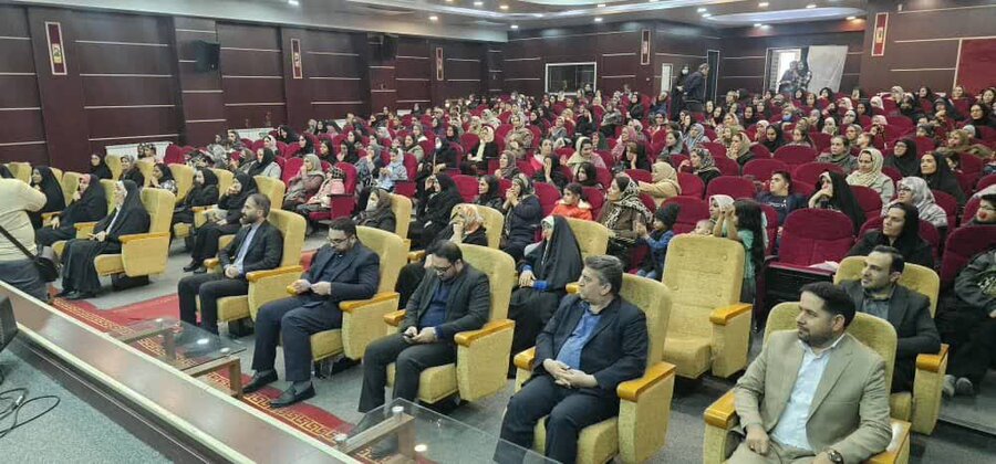 پاکدشت | جشن همایش تجلیل از مادران پرستار «فرشته‌های زمینی» و مادران سرپرست خانوار برگزار شد