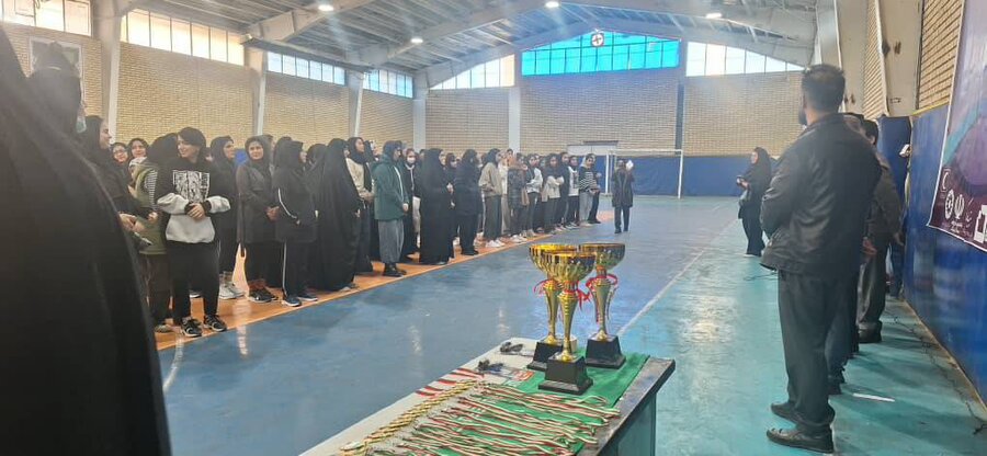 راهیابی تیم داژبال دختران محله پشت بازار به مسابقات کشوری