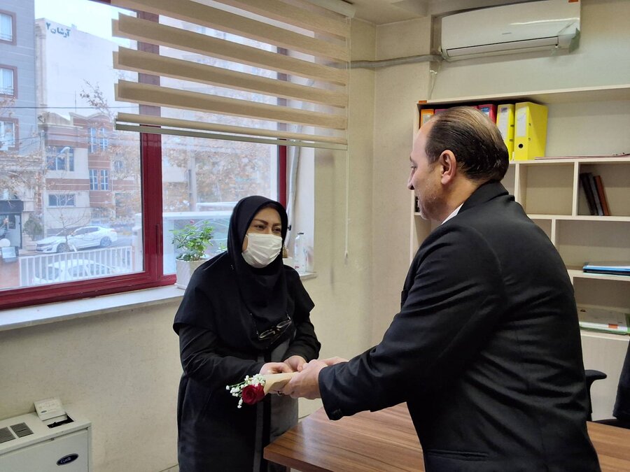 دیدار مدیرکل بهزیستی آذربایجانغربی با بانوان شاغل در ستاد و اداره پذیرش و هماهنگی