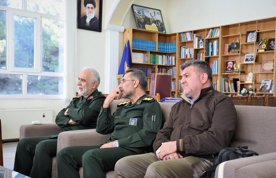 دیدار با فرماندهان سپاه