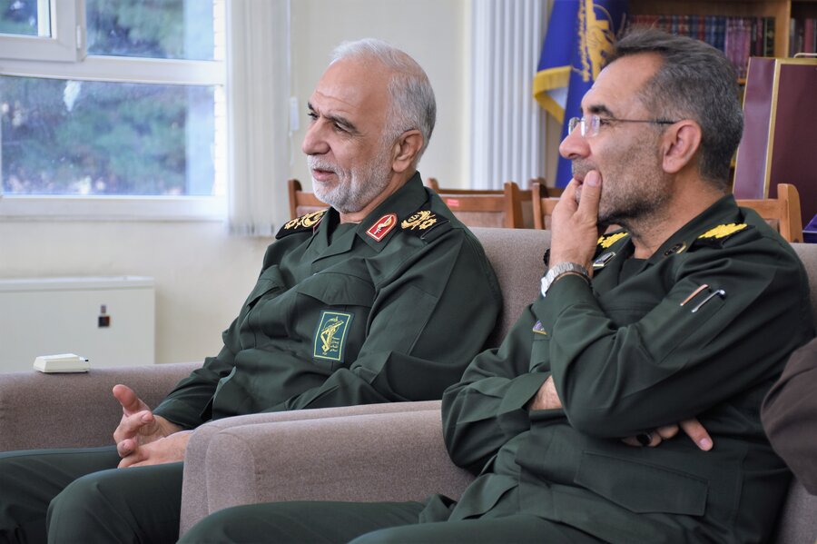 دیدار با فرماندهان سپاه