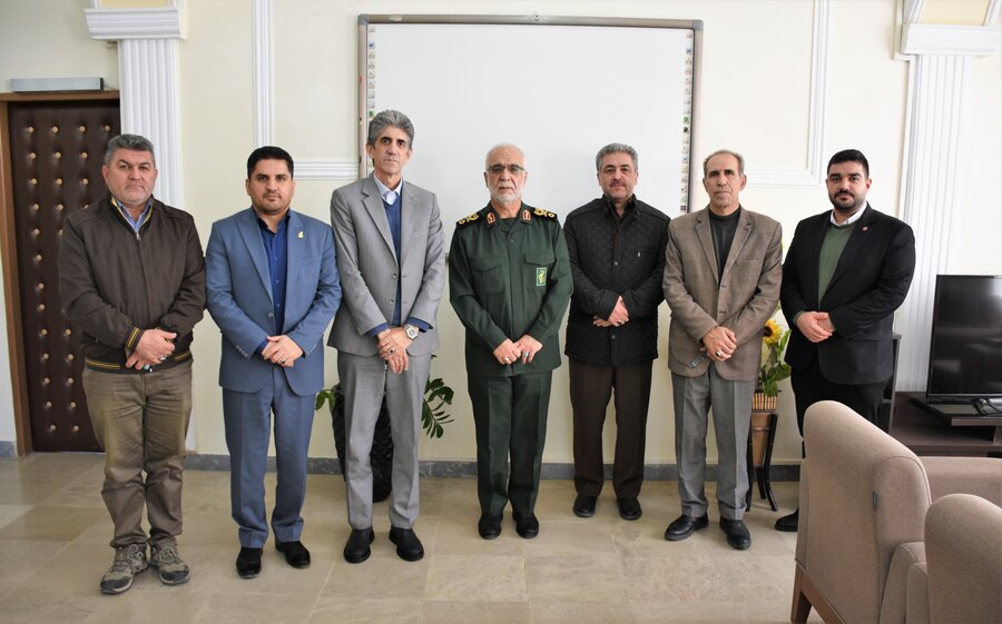دیدار با فرماندهان سپاه