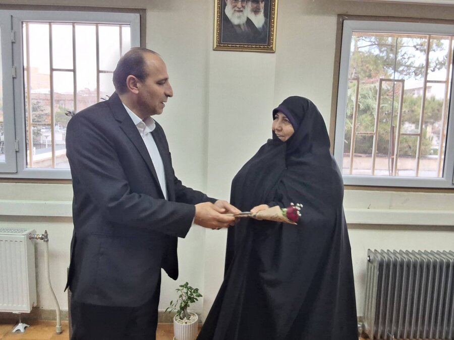 دیدار مدیرکل بهزیستی آذربایجان‌غربی با بانوان شاغل در بهزیستی ارومیه همزمان با ولادت حضرت فاطمه زهرا(س)