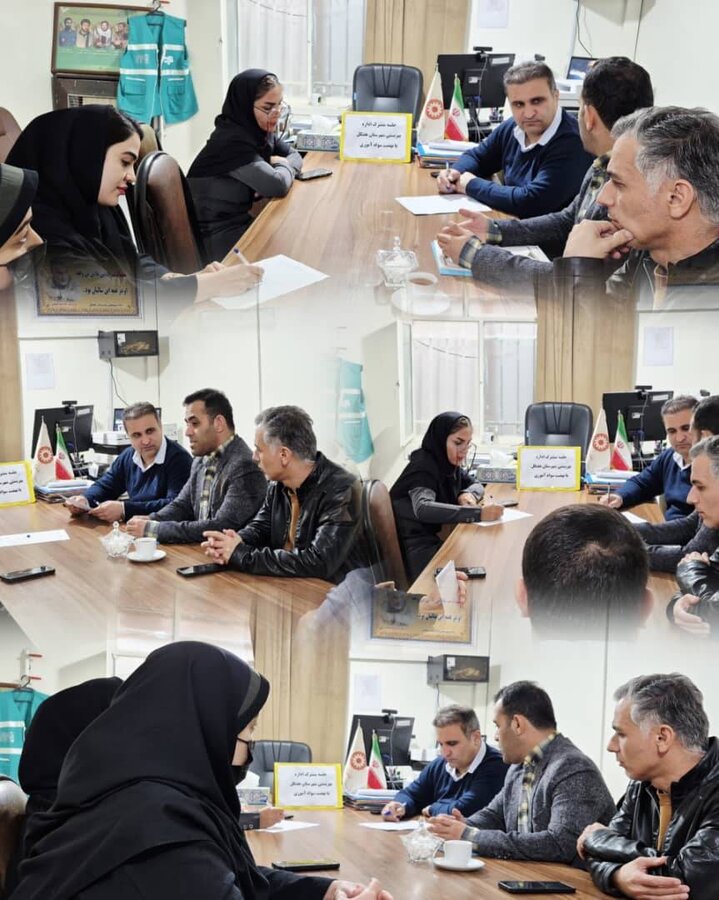 نشست مشترک بهزیستی هفتکل و اداره سوادآموزی با محوریت ارتقای سواد آموزی زنان سرپرست خانوار