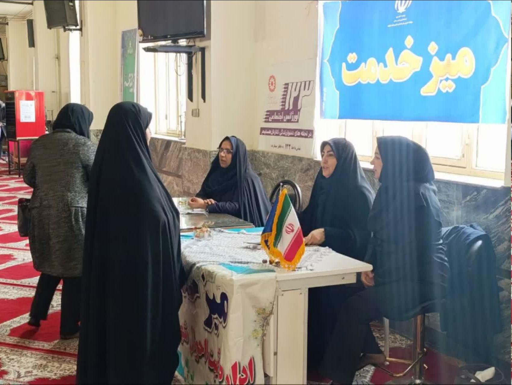 برگزاری میزخدمت ارتباطات مردمی بانوان دستگاههای اجرایی نهاوند