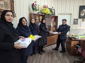 اسلامشهر| تجلیل از بانوان همکار به مناسبت روز زن و مادر