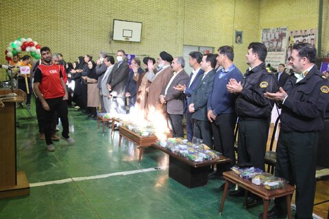 جام بلند همتان