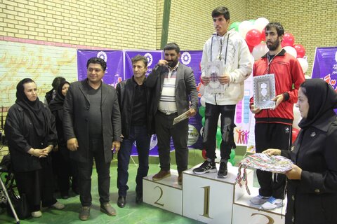 جام بلند همتان