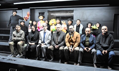 بازدید مدیرکل از بازبینی نهمین جشنواره تئاتر زاگرس