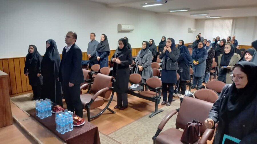 برگزاری نشست تخصصی مشاوران و روانشناسان مراکز تحت نظارت بهزیستی در دانشگاه آزاد اسلامی گیلان